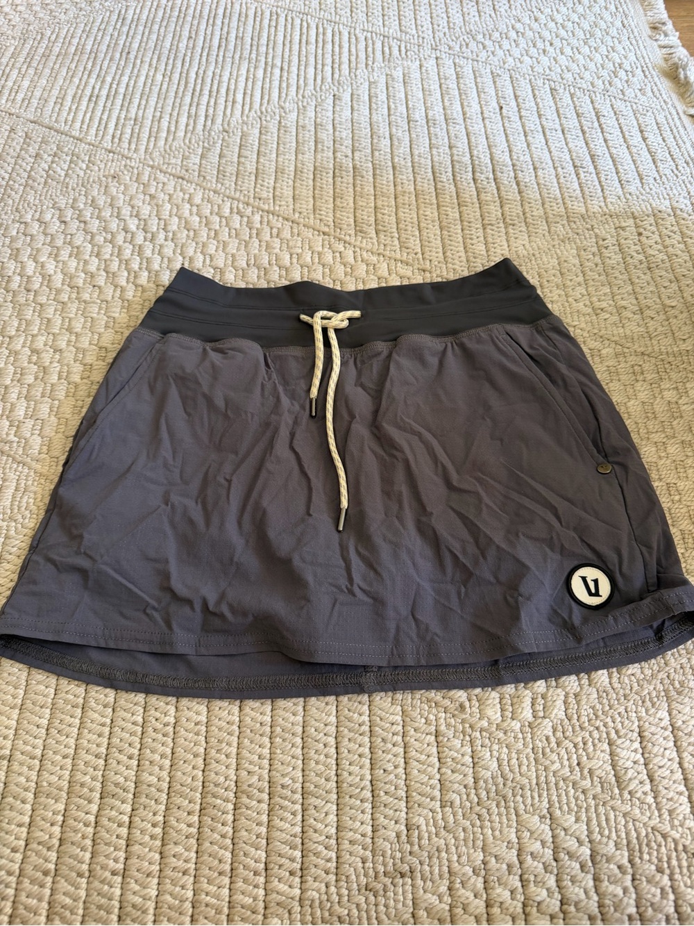 Vuori Women's Slate Gray Drawstring Active Skort